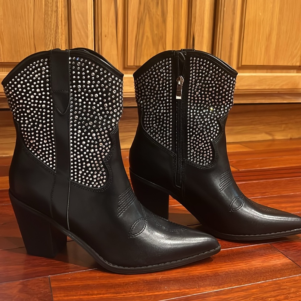 NEW Dolls Kill Cowgirl rhinestone cowboy boots 9 Berness Cassidy